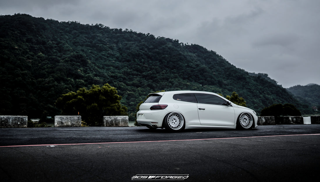 VW Scirocco | UF2-310